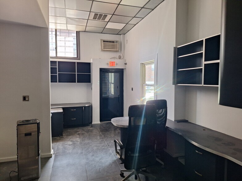 More Photos Of 129 13th St, Brooklyn Warehouse For Lease