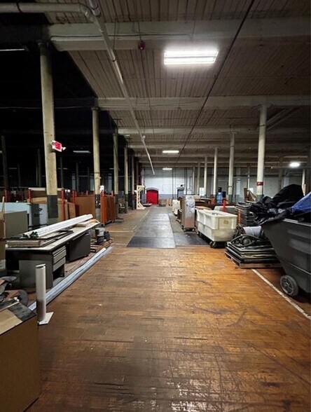 More Photos Of 181 Conant St, Pawtucket Manufacturing For Lease