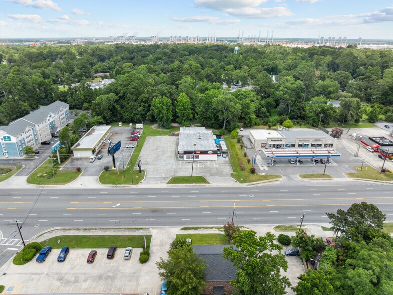 More Photos Of 4828 Augusta Rd, Garden City Freestanding For Sale