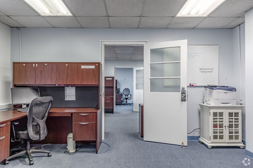 More Photos Of 5000 Letterkenny Rd, Chambersburg Office For Lease