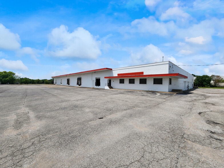 Primary Photo Of 1624 N 71st East Ave, Tulsa Distribution For Lease