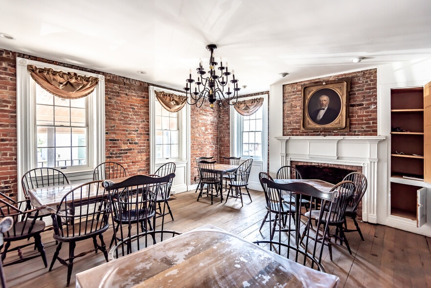 More Photos Of 121 S Main St, Waynesville Hospitality For Sale