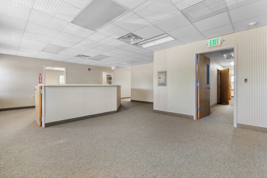 More Photos Of 50 S Franklin Tpke, Ramsey Medical For Lease