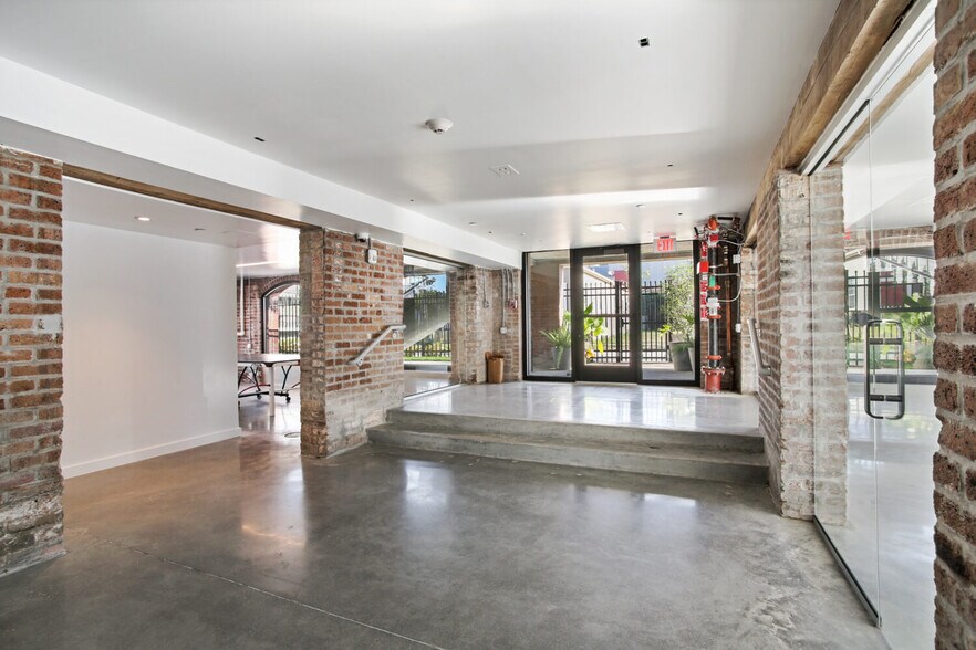More Photos Of 2228 Gravier St, New Orleans Hospitality For Lease