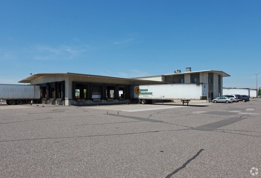 More Photos Of 8600 NE Rendova St, Circle Pines Truck Terminal For Sale
