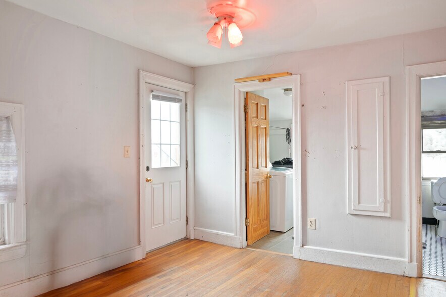 More Photos Of 186 Summit St, Pawtucket Apartments For Sale