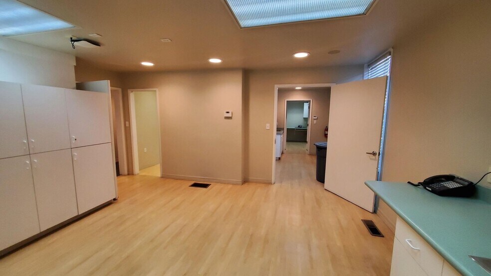 More Photos Of 2740 W Main St, Visalia Medical For Lease