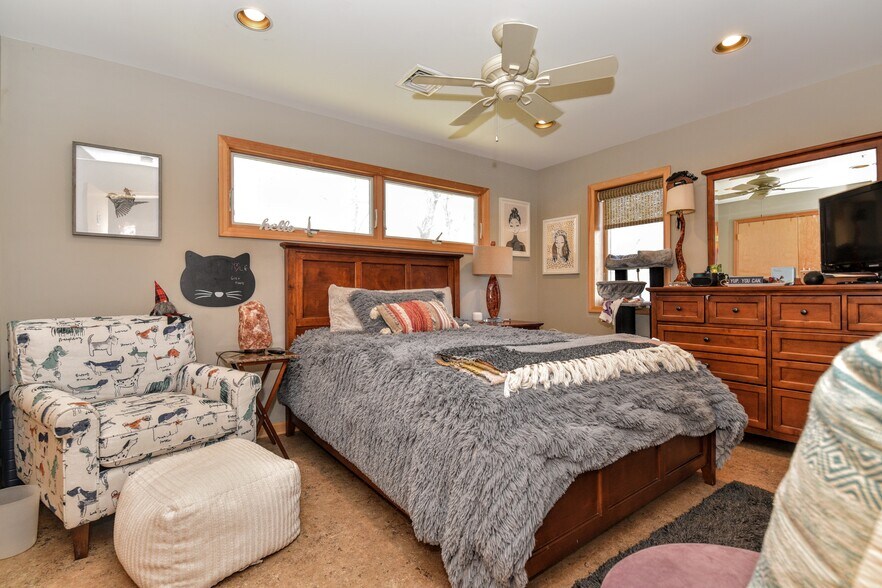 More Photos Of 455 Newark Pompton Tpke, Wayne Office Residential For Sale