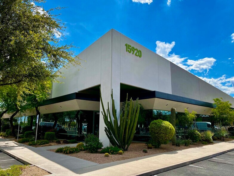 More Photos Of 15920 S 48th St, Phoenix Unknown For Lease