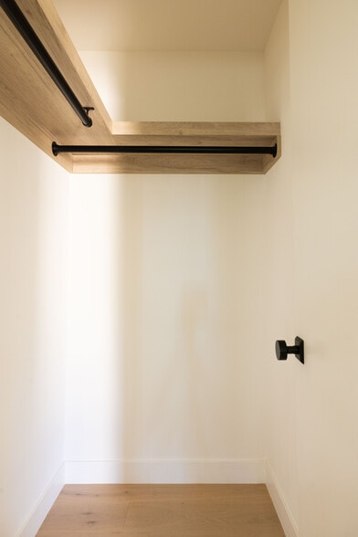 More Photos Of 1018 Manzanita St, Los Angeles Apartments For Sale