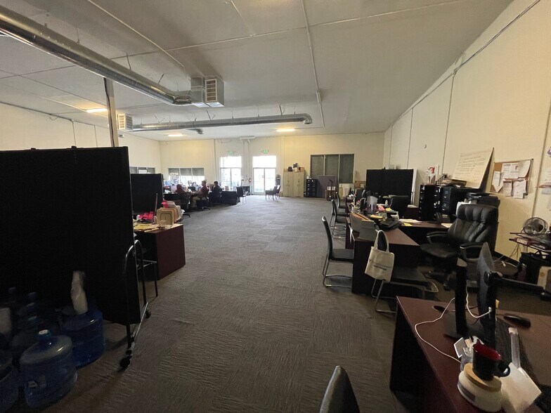 More Photos Of 961 W Compton Blvd, Compton Freestanding For Sale