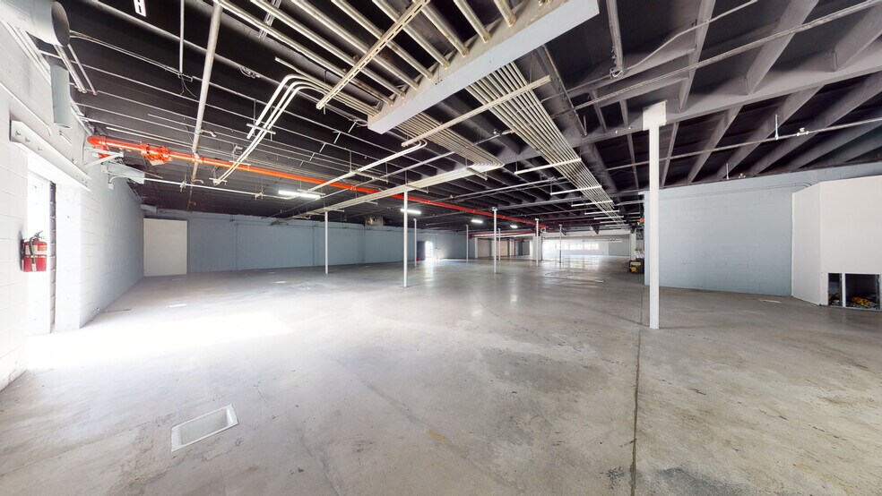 More Photos Of 575 W Base Line St, San Bernardino Freestanding For Sale