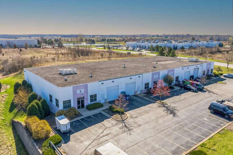 More Photos Of 1221 Commerce Dr, Crete Warehouse For Lease