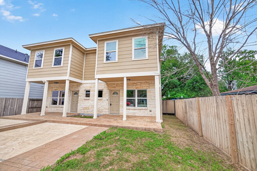 More Photos Of 14134 Packard St, Houston Specialty For Sale