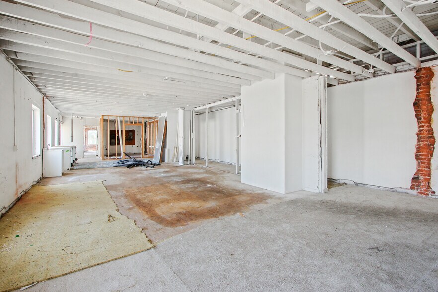 More Photos Of 10926 Main St, El Monte Storefront Retail Office For Sale