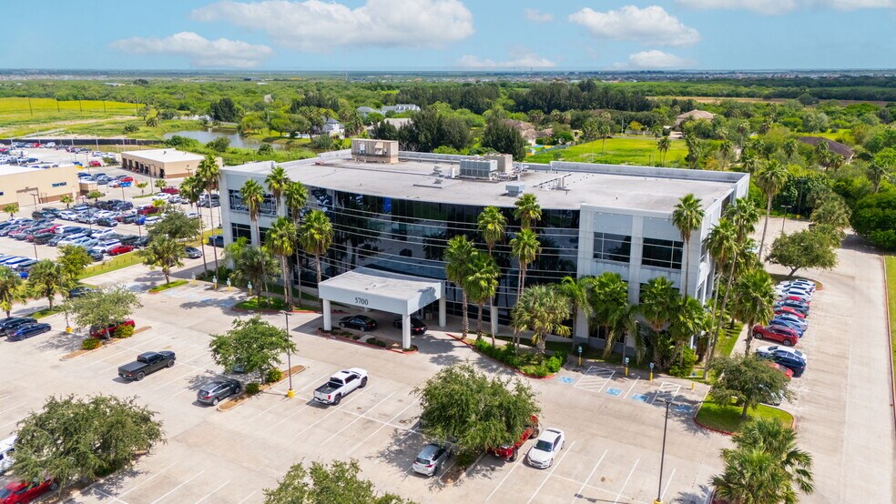 Primary Photo Of 5700 N Exp 77/83, Brownsville Medical For Sale