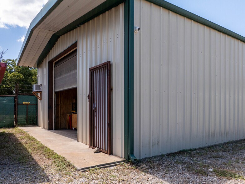 More Photos Of 3340 OK-91, Colbert Specialty For Lease