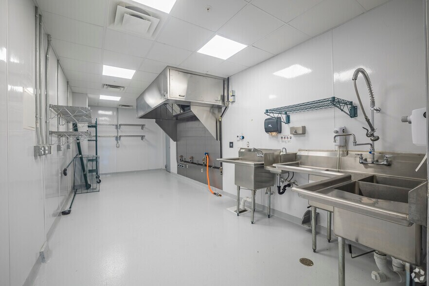 More Photos Of 1025 A St, Hayward Restaurant For Lease