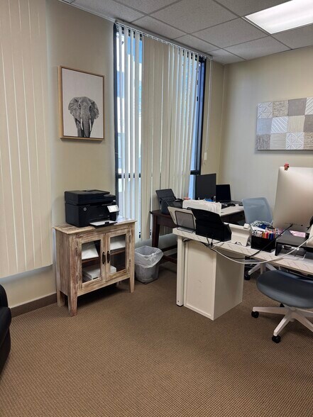 More Photos Of 20311 Birch St, Newport Beach Medical For Sale