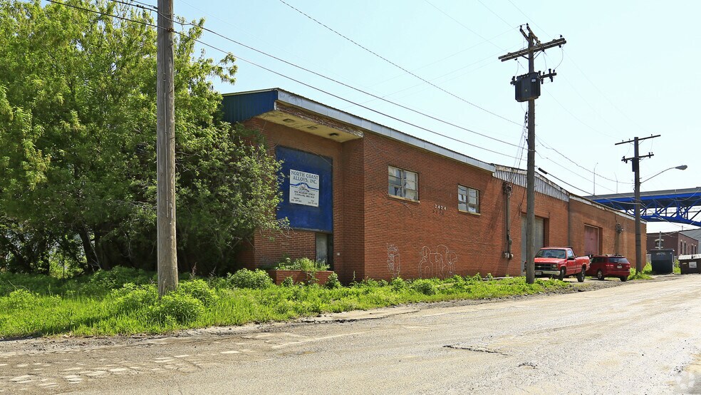 More Photos Of 2424 Mulberry Ave, Cleveland Manufacturing For Sale