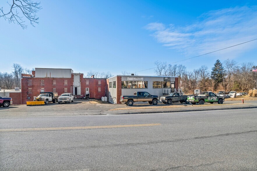 More Photos Of 55 East St, Ware Warehouse For Sale