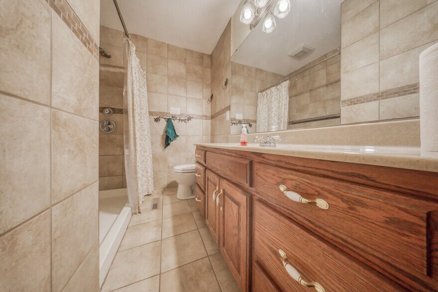 More Photos Of 1601 E State Route 72, Rolla Specialty For Sale