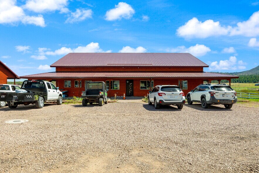 More Photos Of 2 County Road 2141 rd, Alpine Hotel For Sale