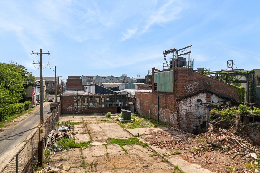 More Photos Of 3100-3104 N 17th St, Philadelphia Industrial For Sale