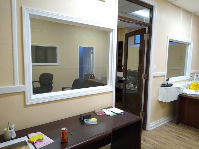 More Photos Of 209 Weeden St, Pawtucket Warehouse For Lease