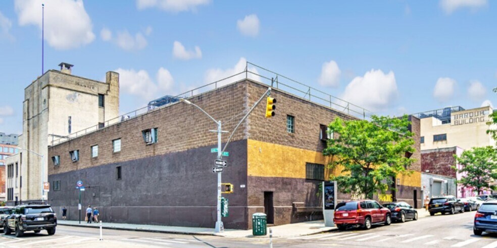 More Photos Of 67 Kent Ave, Brooklyn Manufacturing For Sale
