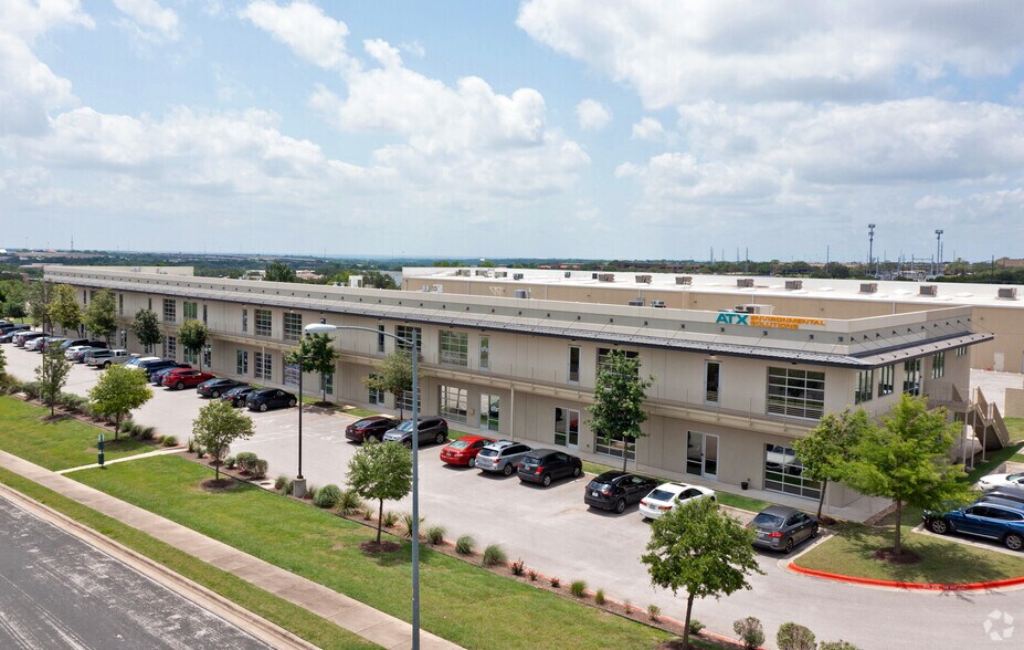 More Photos Of 1205 Sheldon Cv, Austin Unknown For Lease