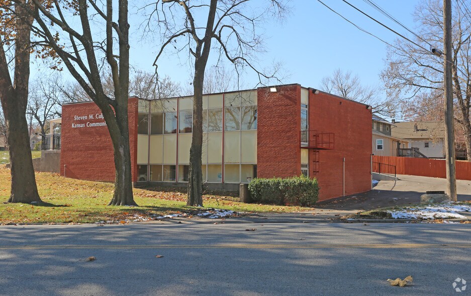 Primary Photo Of 1854 Minnesota Ave, Kansas City Office Residential For Sale