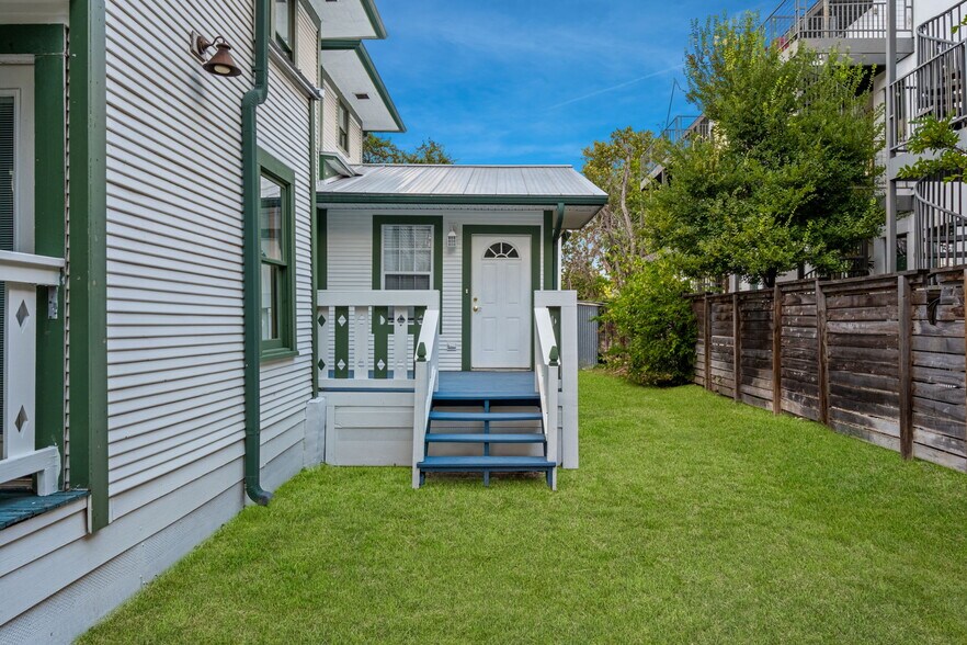 More Photos Of 603 E Grayson St, San Antonio Apartments For Sale