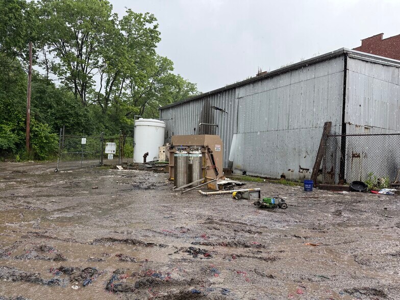 More Photos Of 7445 Mentz Rd, Franklin Land For Sale