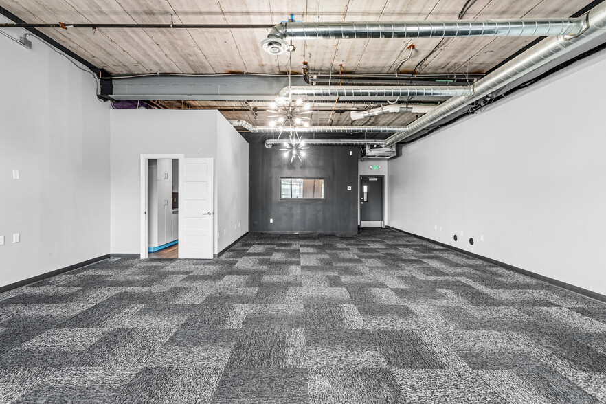 More Photos Of 360 University Ave W, Saint Paul Apartments For Lease