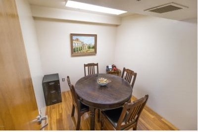 More Photos Of 19840 N Cave Creek Rd, Phoenix Medical For Lease