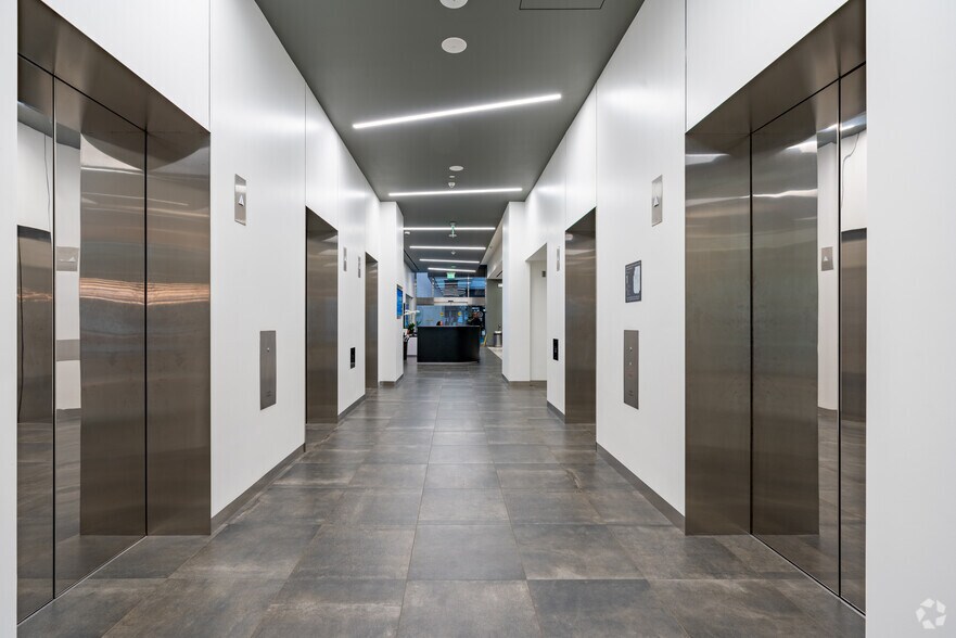 More Photos Of 500 N Brand Blvd, Glendale Office For Lease