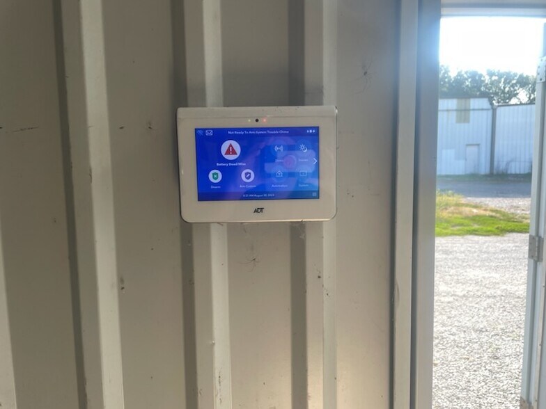 More Photos Of 307 NW 5th St, Pryor Industrial For Sale