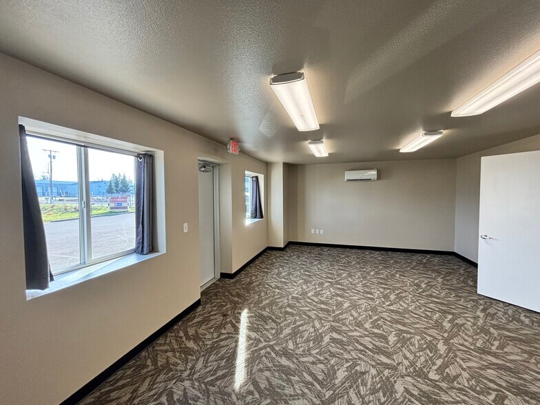 More Photos Of 1937 Pacific Ct SE, Stayton Industrial For Lease