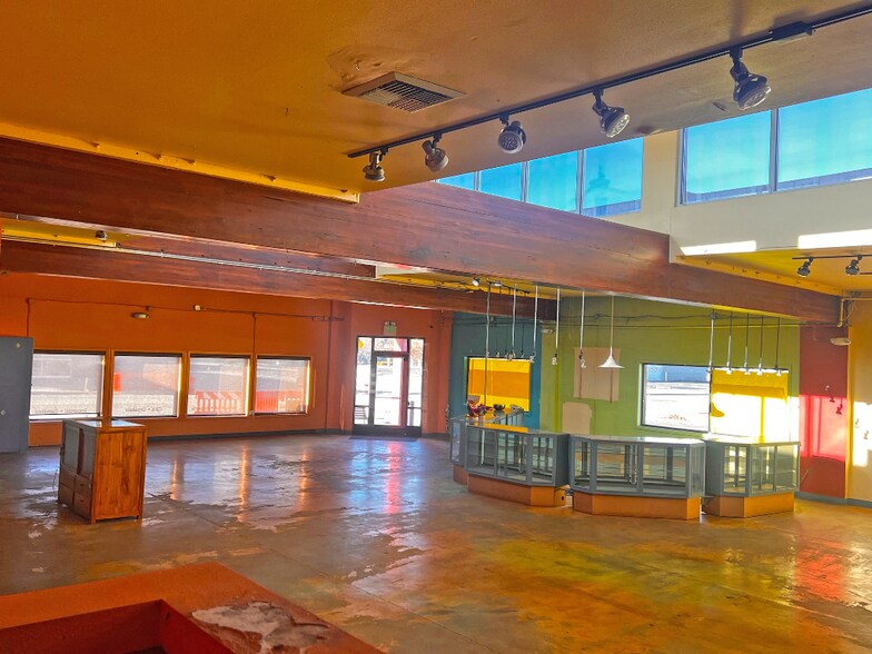 More Photos Of 1576 W Grove St, Boise Freestanding For Lease