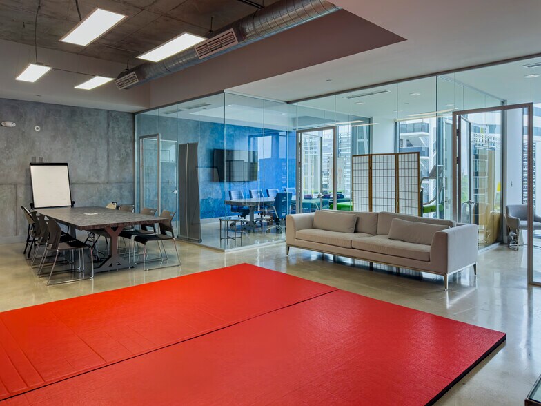 More Photos Of 2980 NE 207th St, Aventura Office Residential For Lease