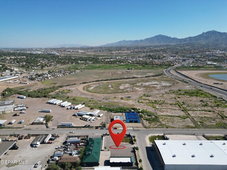 More Photos Of , Sunland Park Flex For Sale