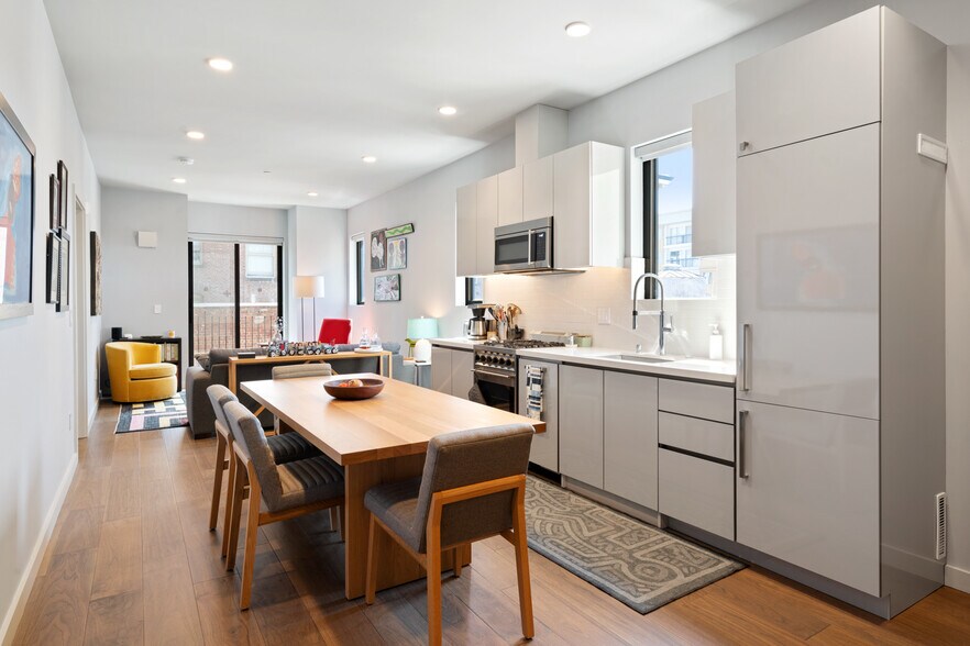 More Photos Of 824 Hyde St, San Francisco Apartments For Sale