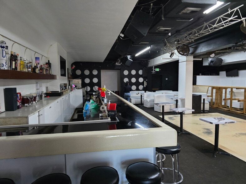 More Photos Of 6045-6051 SW 8th St, Miami Storefront Retail Residential For Lease