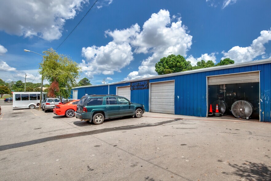 3900 New Bern Ave, Raleigh, NC 27610 Service For Sale