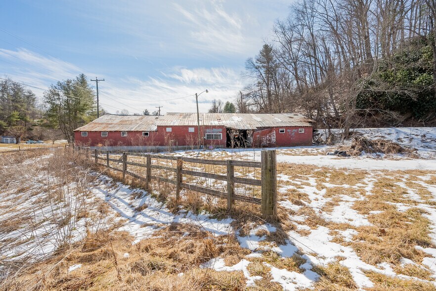 More Photos Of 226 Chestnut dr, Galax Land For Sale
