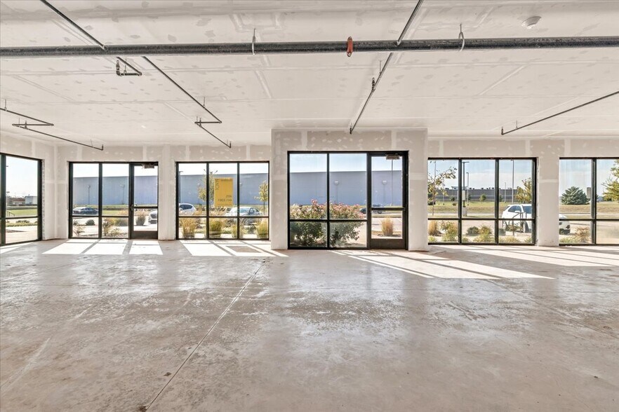 More Photos Of 701 SW 17th St, Moore Multifamily For Sale