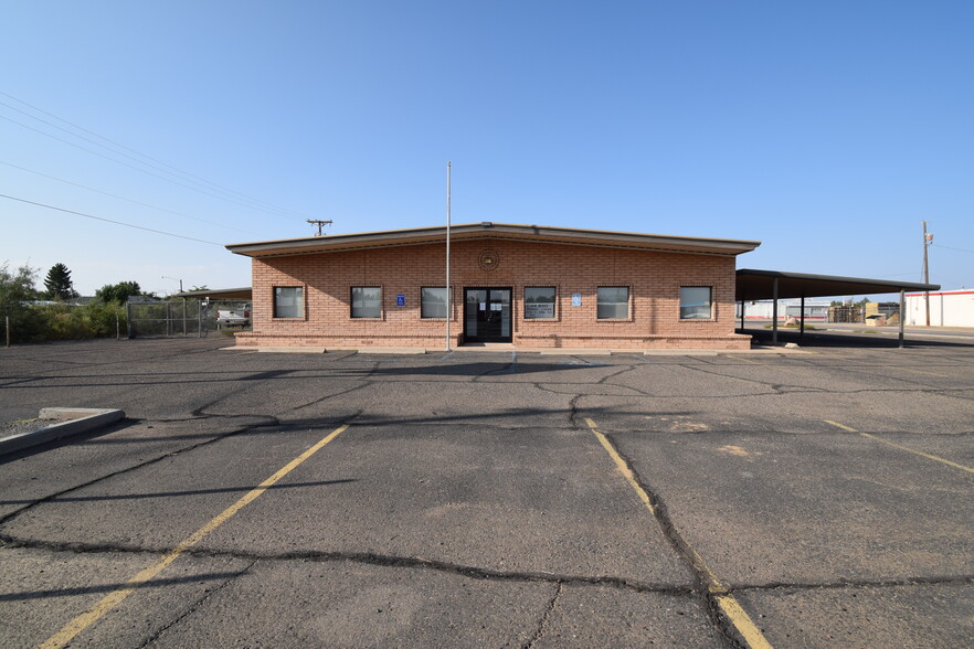 Primary Photo Of 405 E Florida St, Deming Medical For Lease