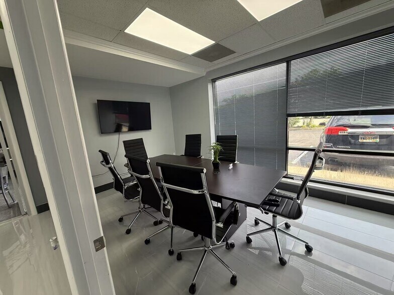 More Photos Of 7862 Kingland Dr, West Chester Coworking Space