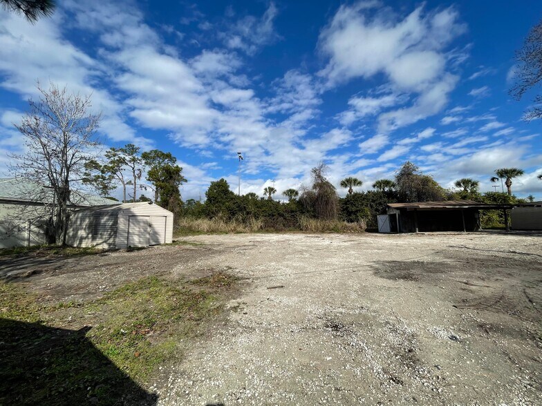 More Photos Of 1101 E Broadway St, Oviedo Office For Lease